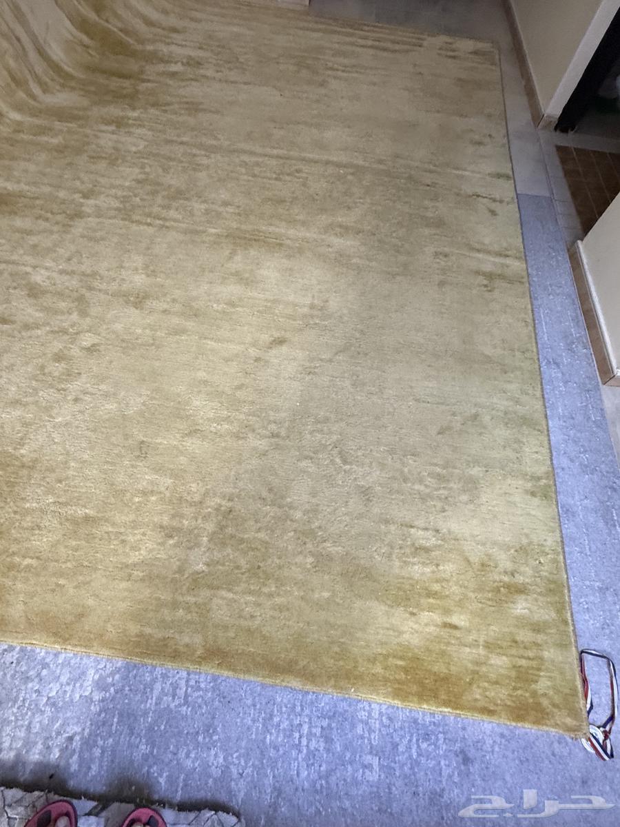 للبيع سجادة شبه جديدة مقاس 3 464597899504899111