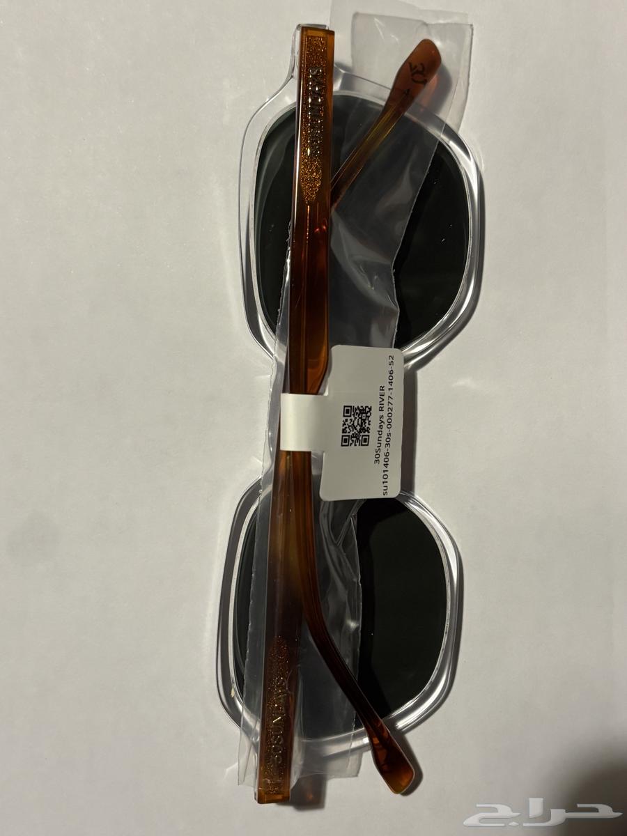 نظارة شمسيه جديدة64598758125441112