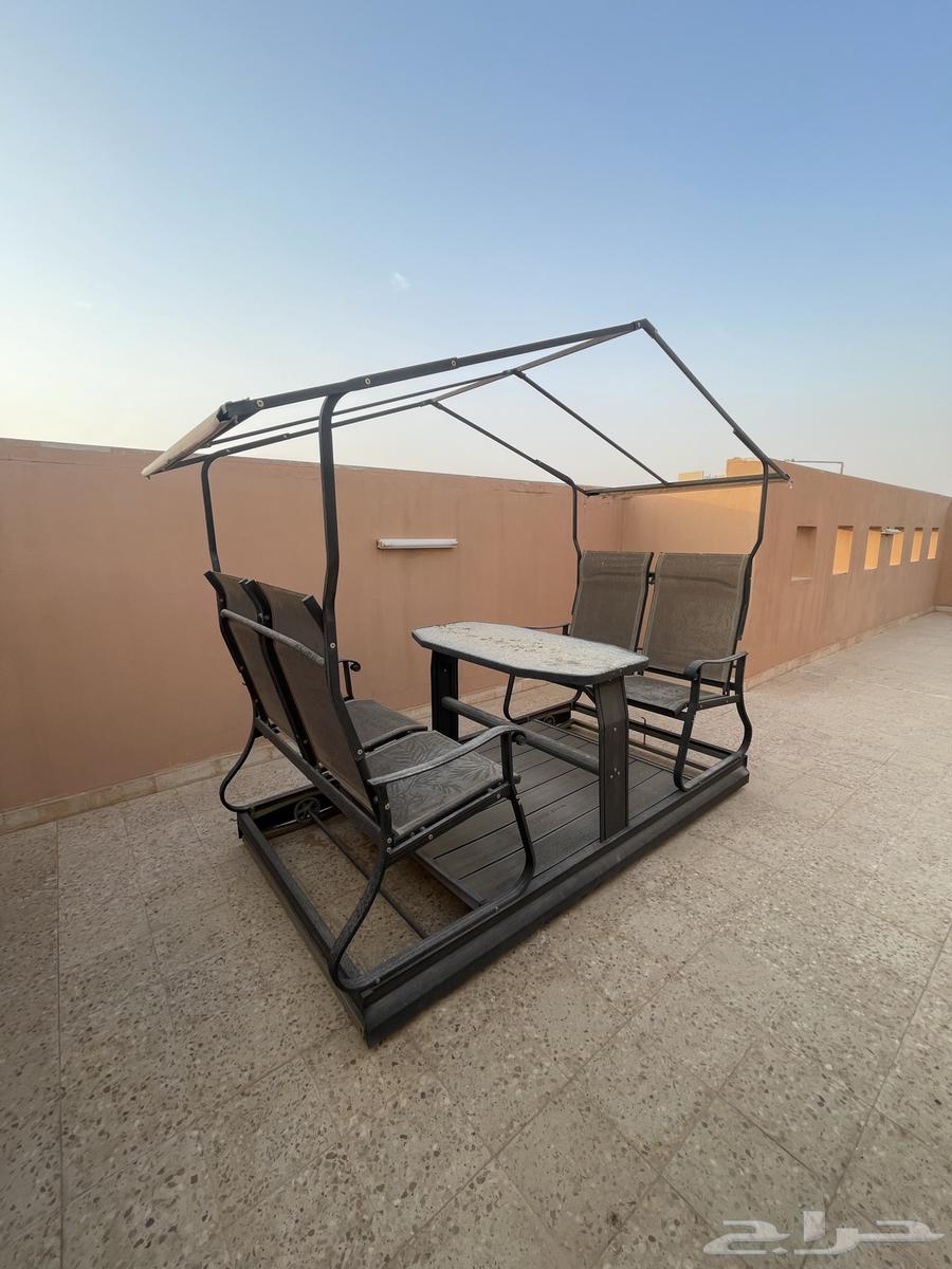 Swing Chair... Fixed and Movable64597446654081111