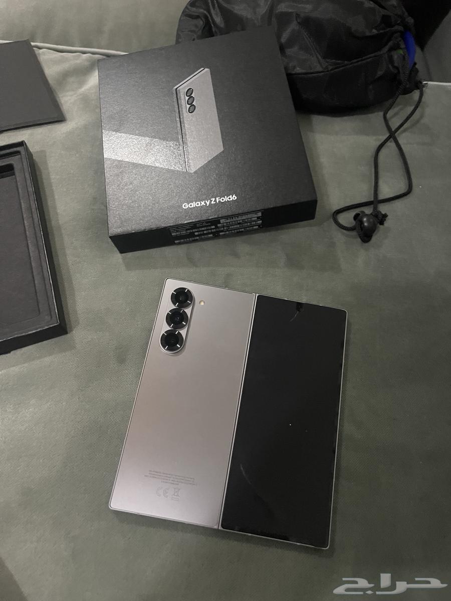 Galaxy Z Fold 664598684217986113