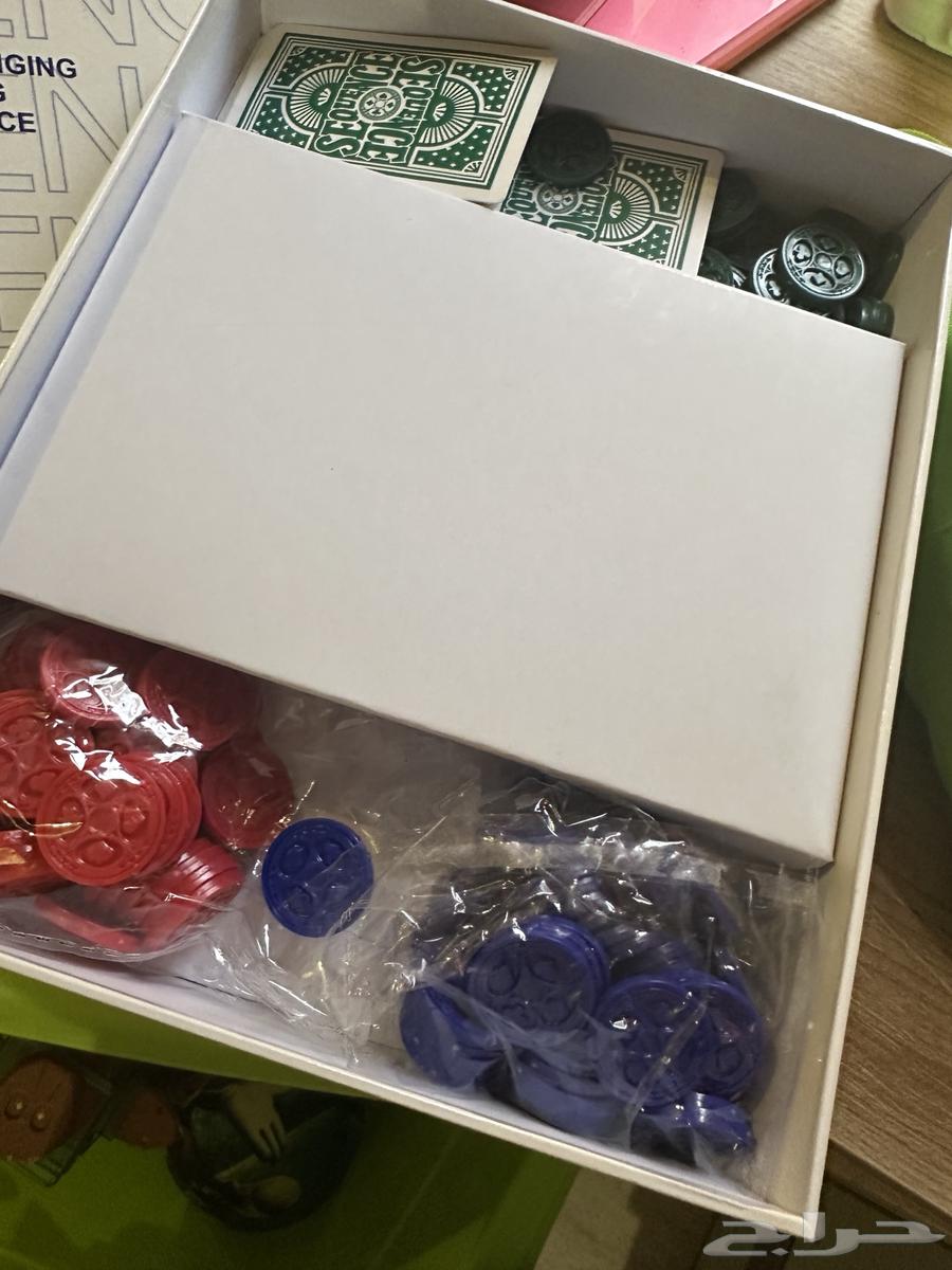 مجموعة ألعاب بعضها جديد وبعضها مستعمل64598560843394110