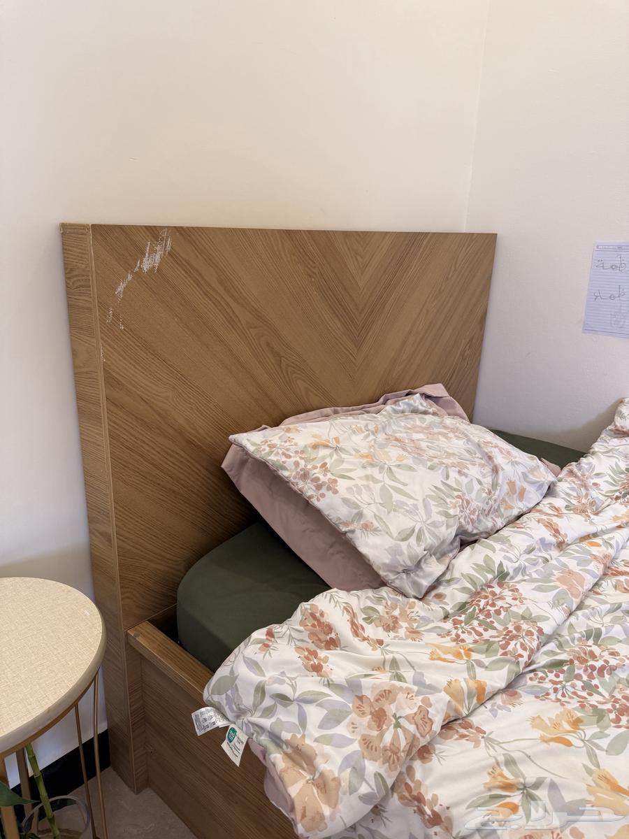 سرير موديل هوم سنتر سعر رمزي البيع64598942040579112