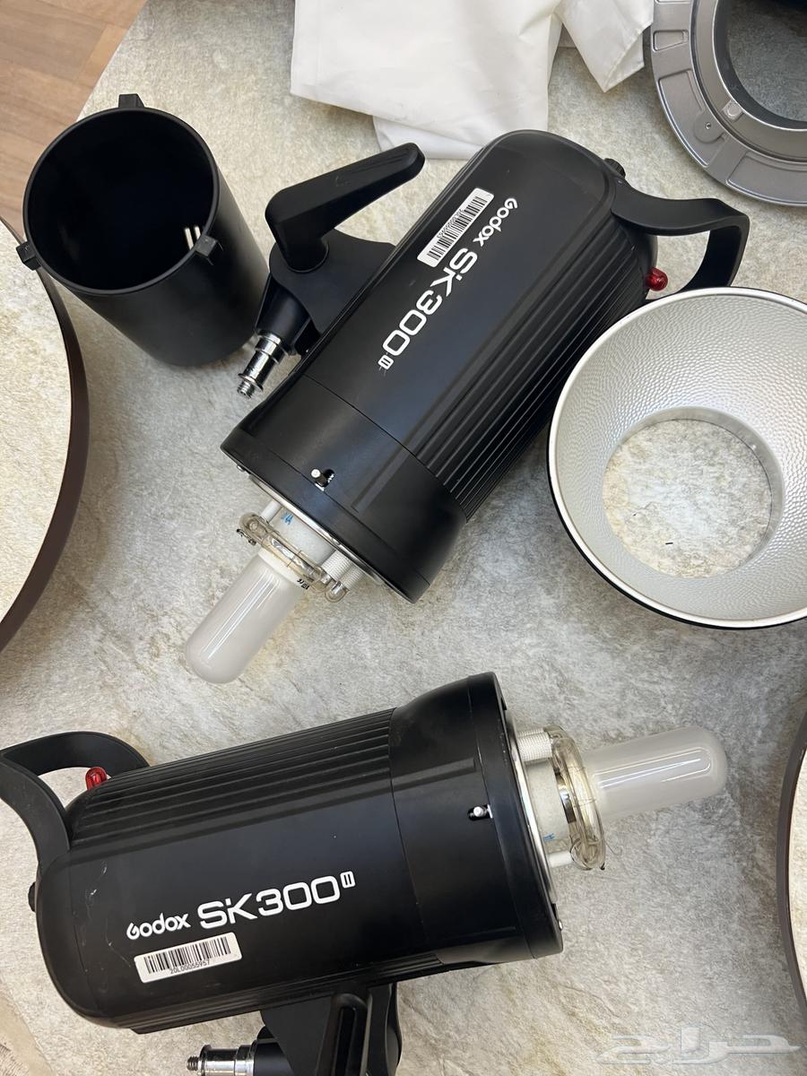 اضاءة تصوير قودكس Sk300 مستخدمه نظيفه مع64597678713859111
