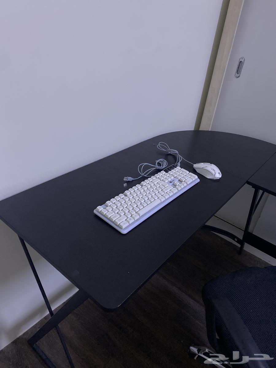 طاولة قيمنق وماوس وكيبورد64596661568643110