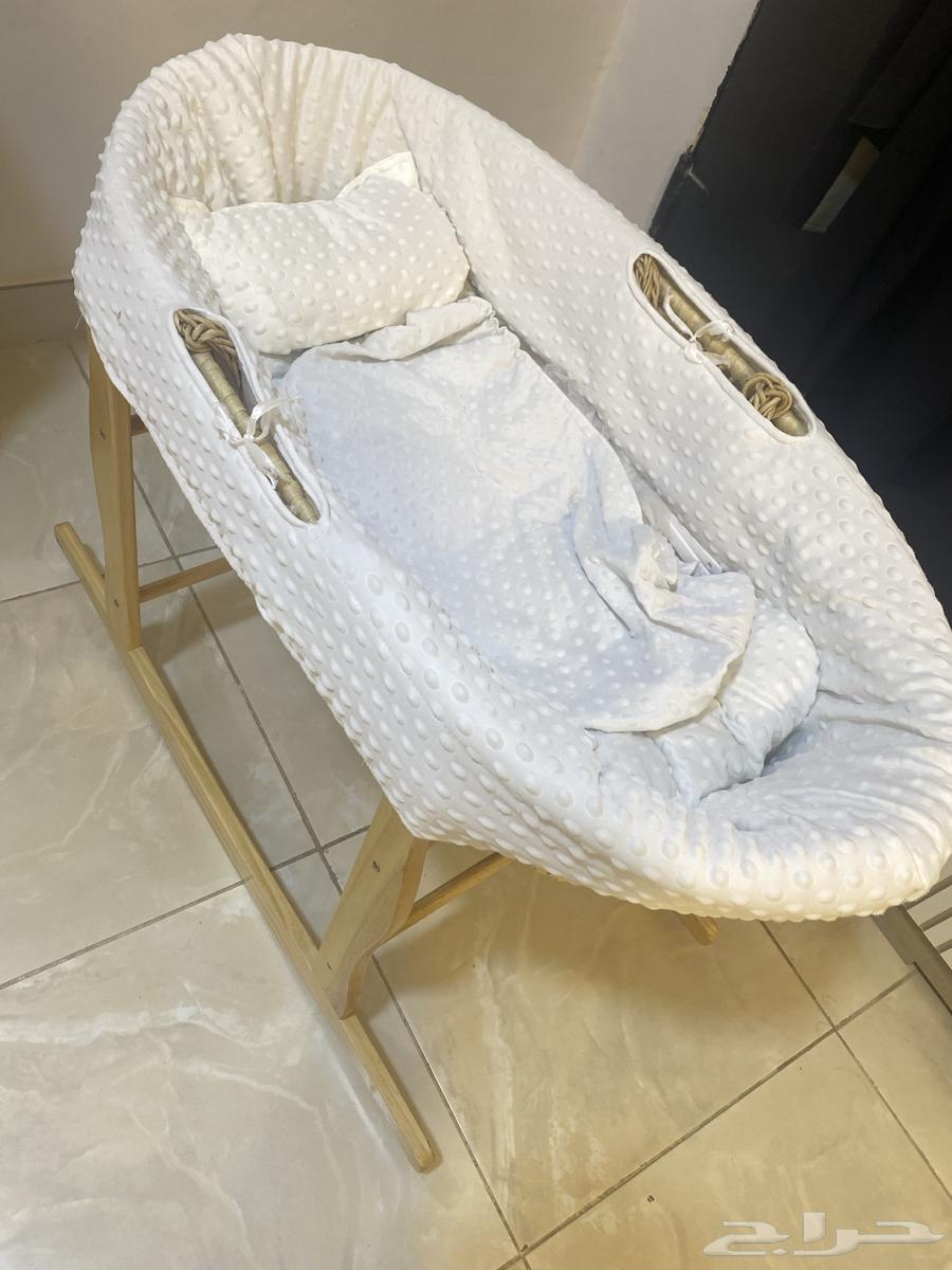 مهد بيبي للبيع بحاله جيده64597654104962110