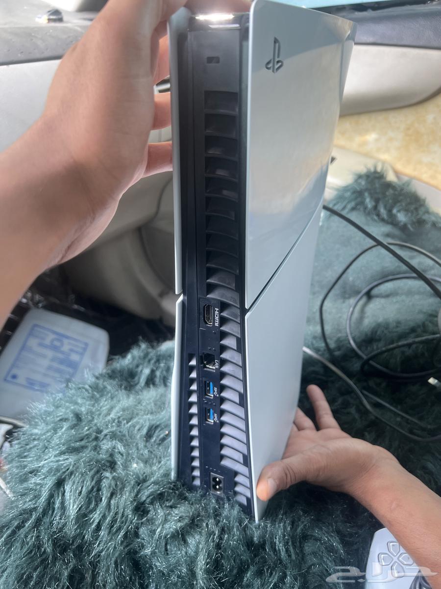 بلايستيشن 5 سليم المطور مدخل cd نظيف جدا64598758110338111