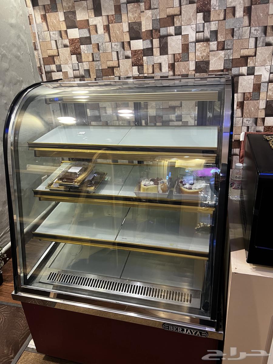ثلاجة عرض حلويات صناعة ماليزية64597236882178110