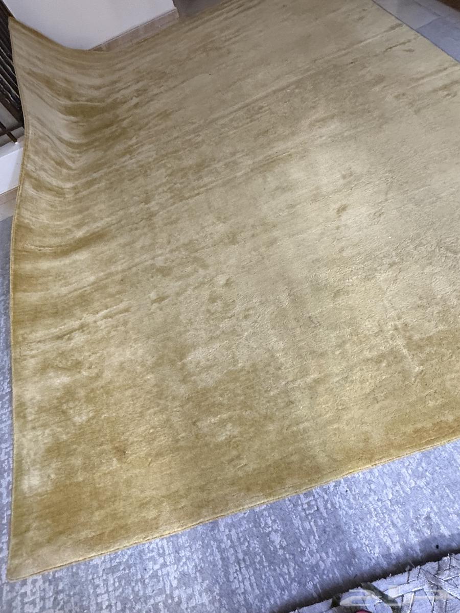 للبيع سجادة شبه جديدة مقاس 3 464597899504899110