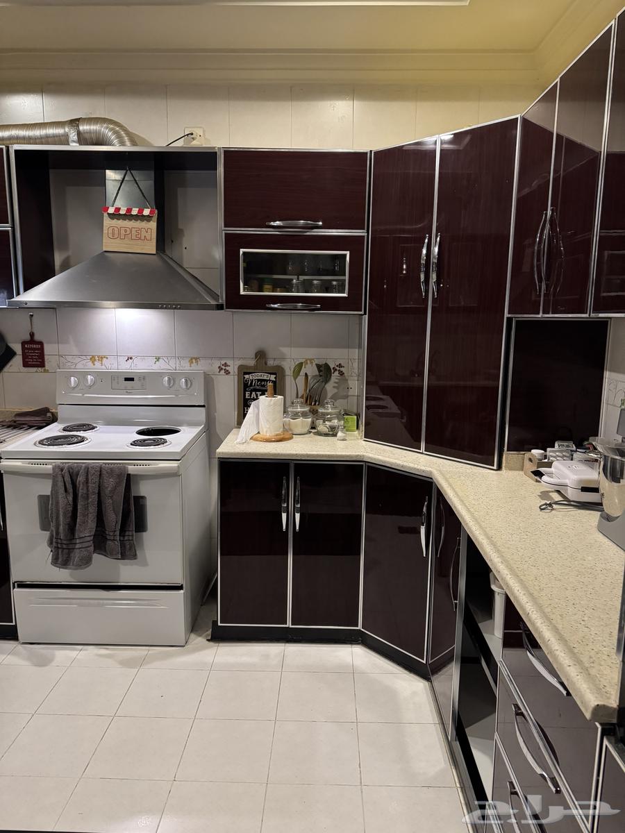 مطبخ كبير للبيع64597838588675111