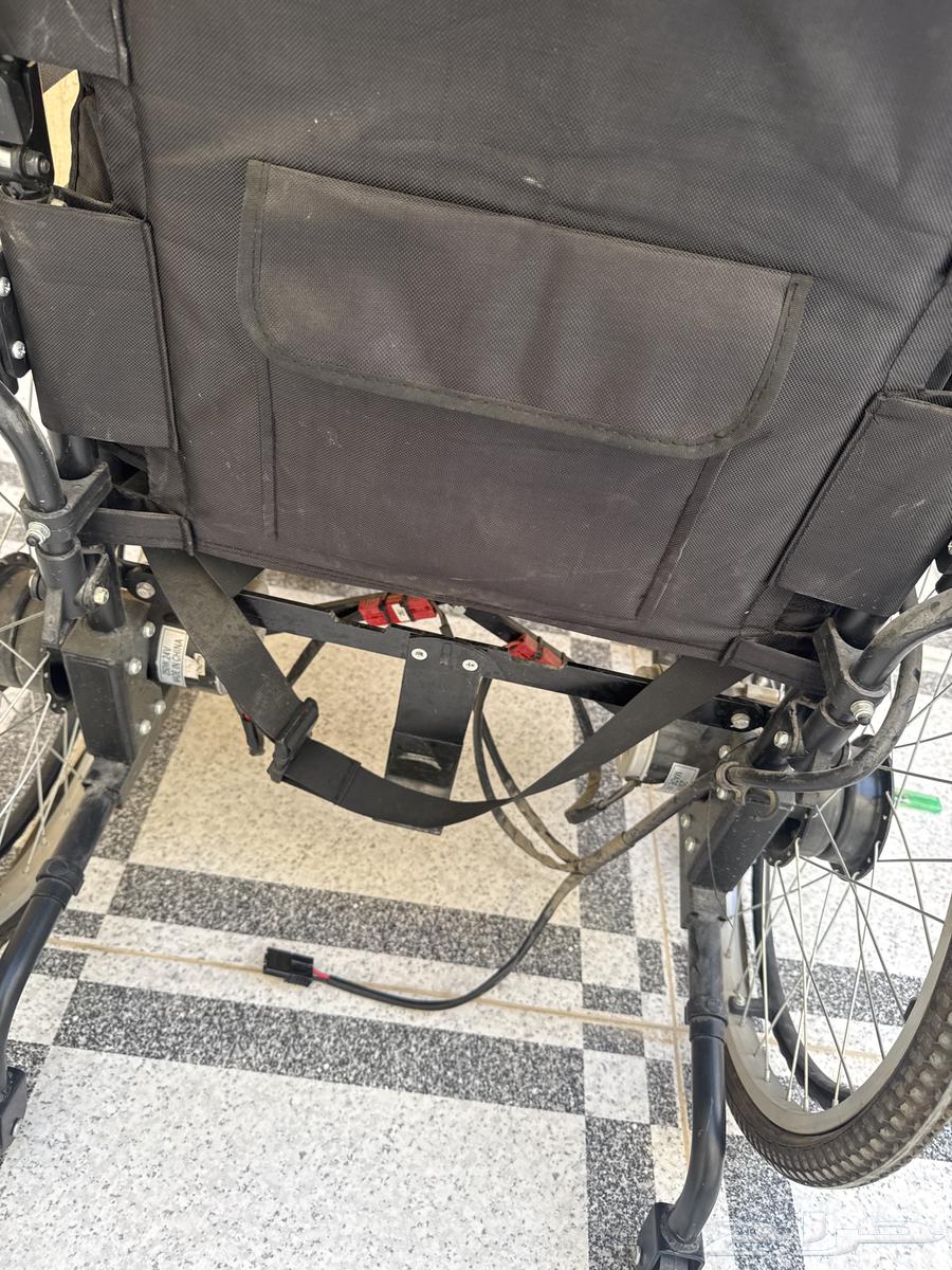 كرسي متحرك كهربائي64598045443969111