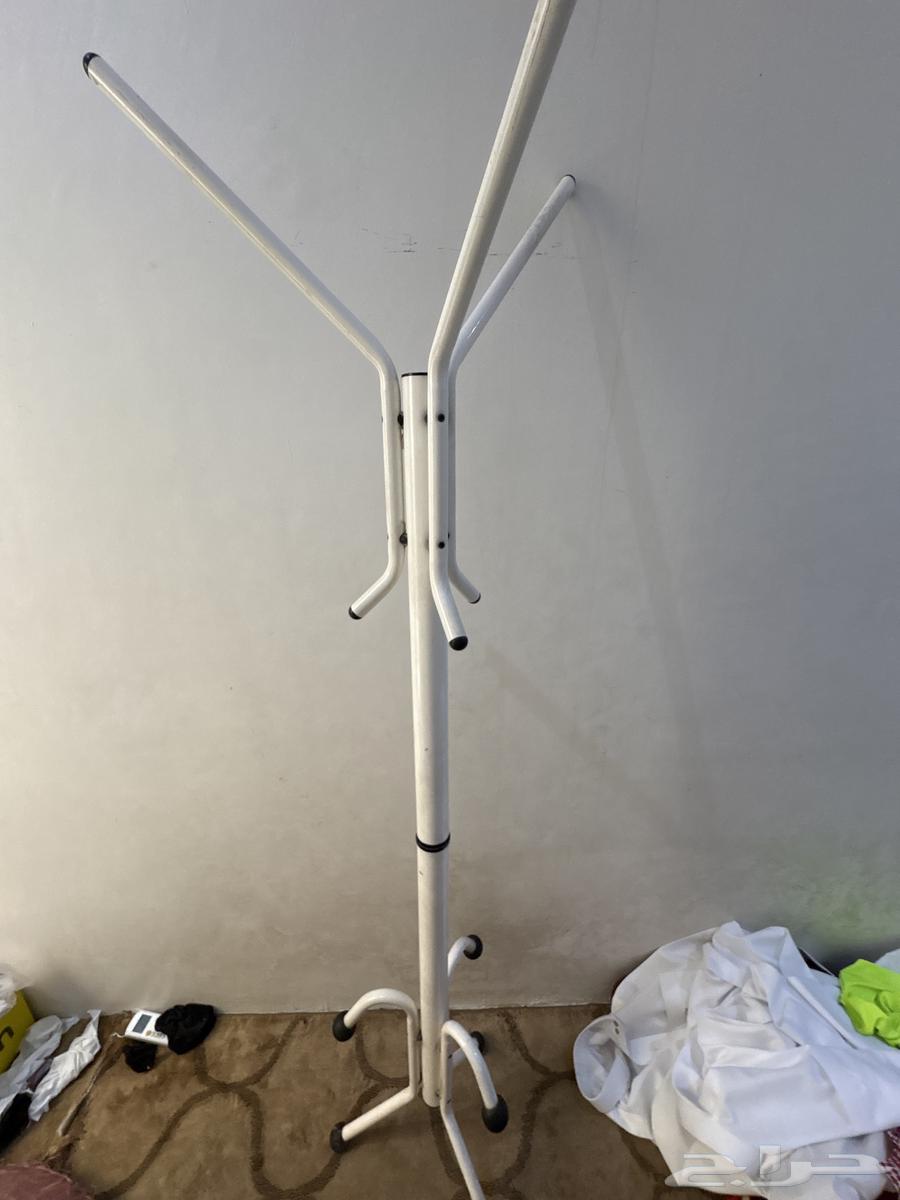 علاقة ملابس ( شماعه ) نظيفه64535624686466112