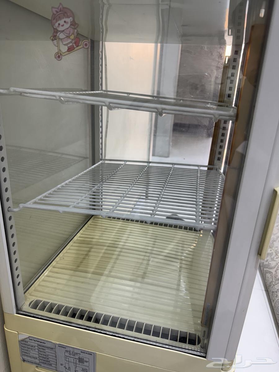 ثلاجة عرض للبيع64596784982401111