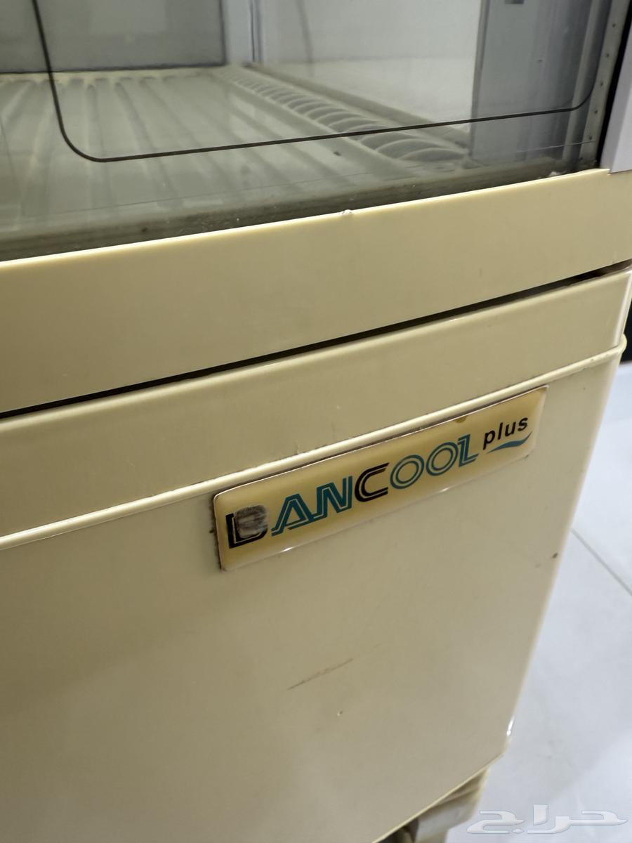 ثلاجة عرض للبيع64596784982401113