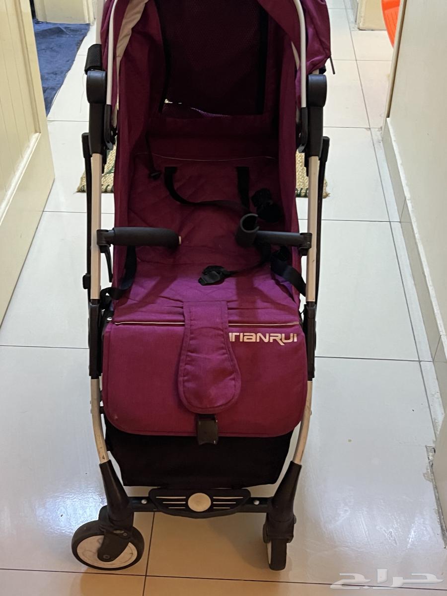 للبيع سياره كهربائيه للاطفال وعربيه قابله للقفل64598843942657110