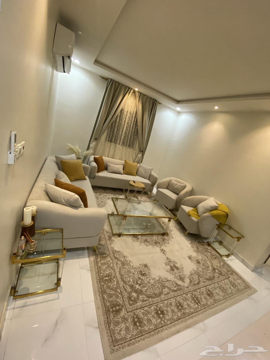 كنب مودرن   زولية   طاولة طويل واربع صغار64597187787267110