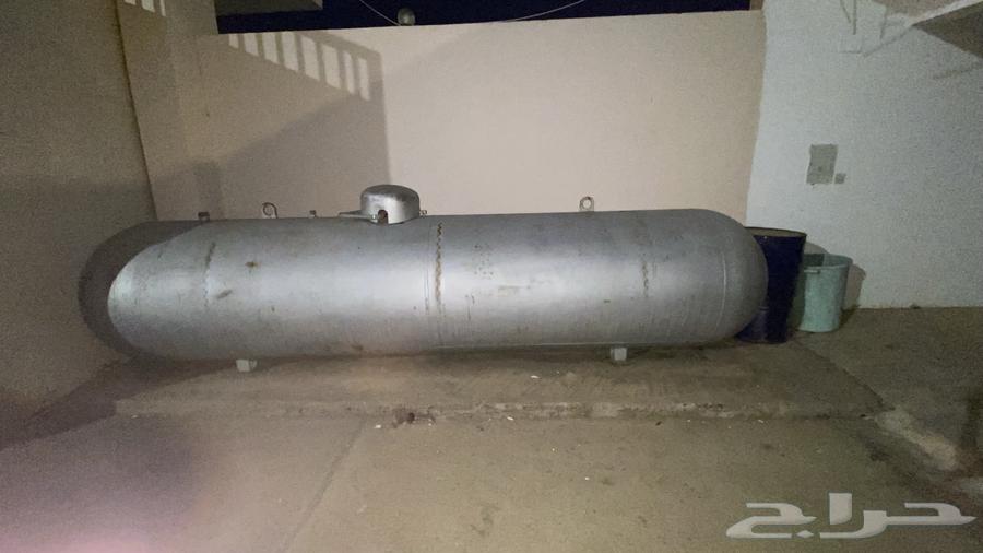 للبيع خزان غاز أرضي سعة 4000 لتر64596846374657112
