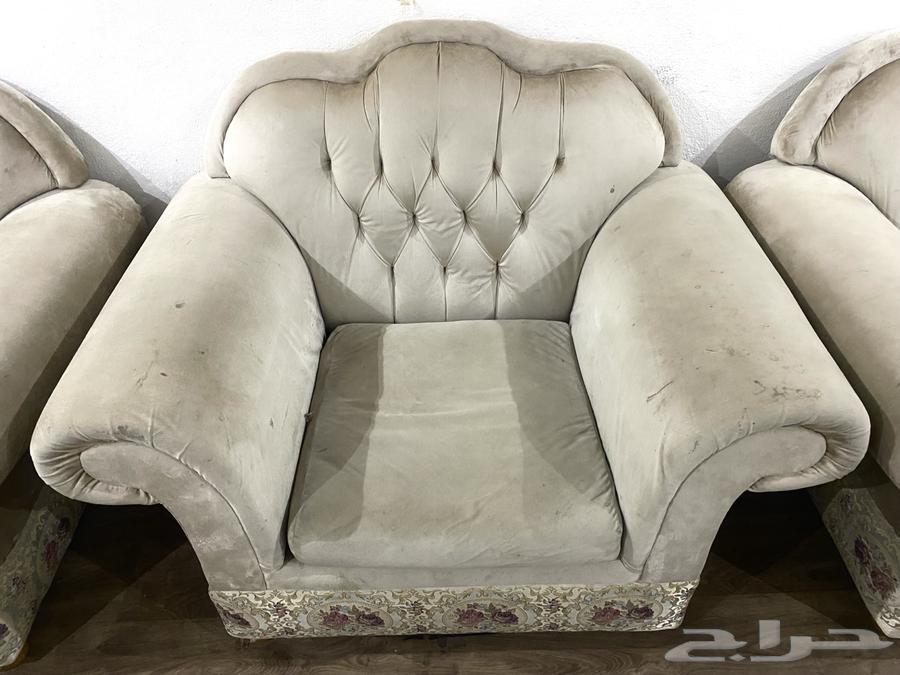 كنب خشب أصلي مستخدم خمسه قطع64597556495745111