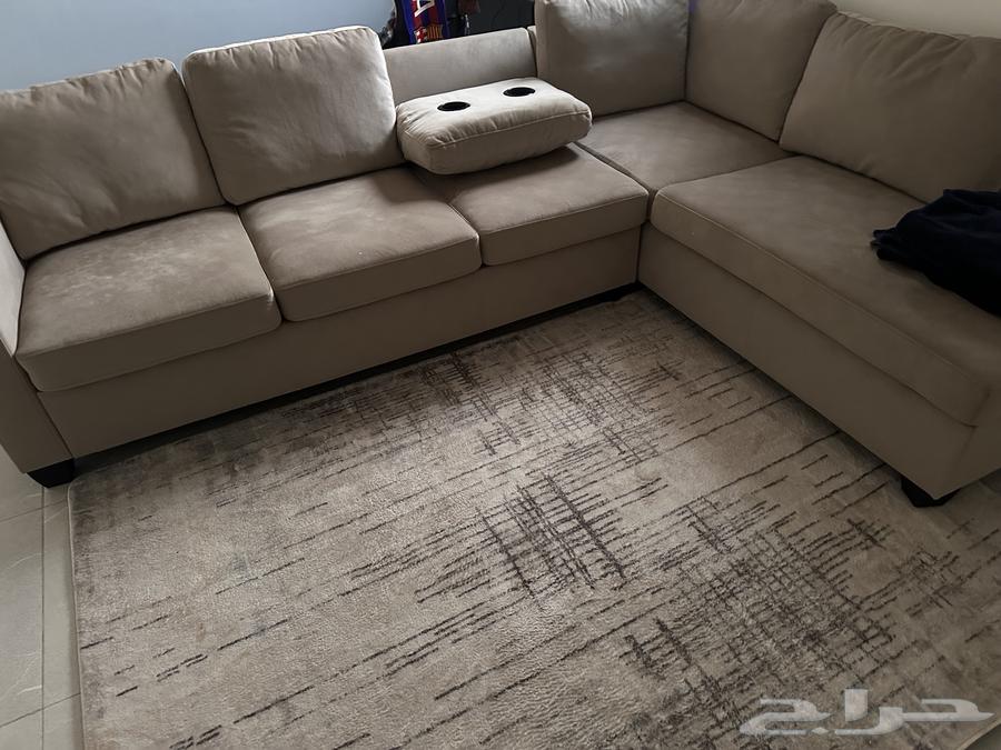 كنب زاوية مستعمل بحال ممتاز منHomebox نظيف جدا  للبيع العاجل64597691098881111