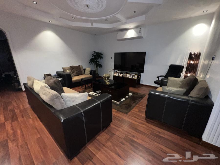 كنب صالة امريكي بحالة ممتازة للبيع64597200061569113