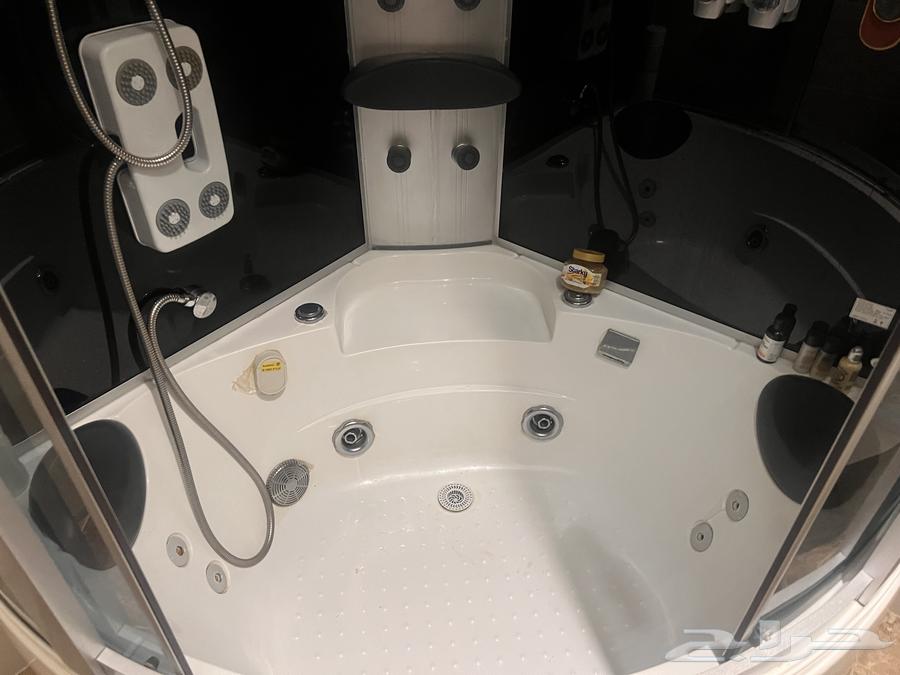 بانيو جاكوزي زاوية فاخر مع كابينة بخار64597298894595114