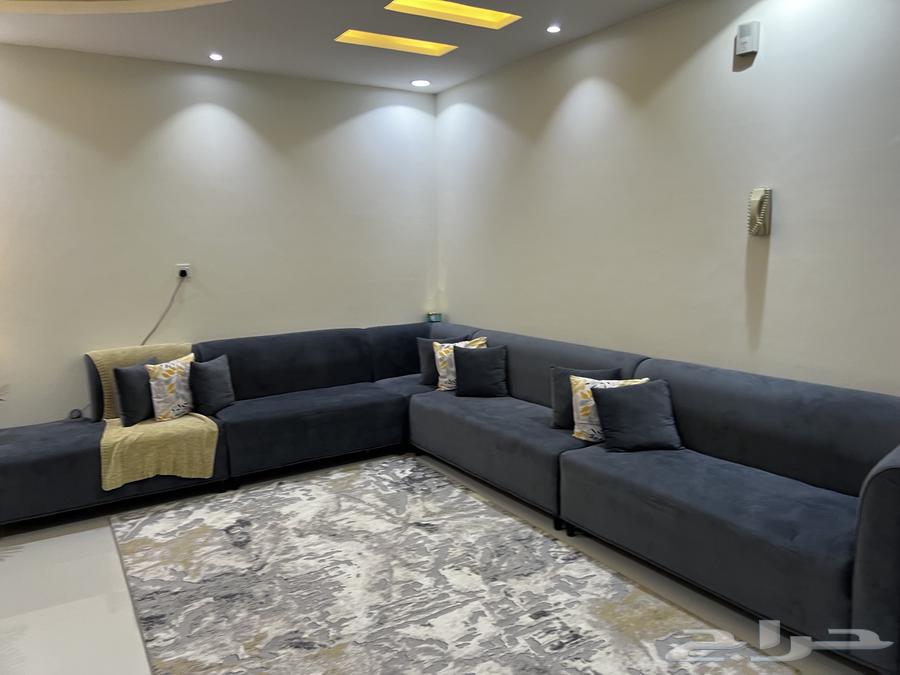 كنب وفرشه للبيع64598892794754110