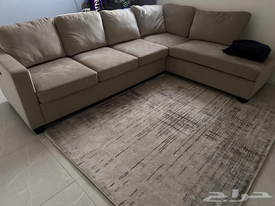 كنب زاوية مستعمل بحال ممتاز منHomebox نظيف جدا  للبيع العاجل64597691098881110