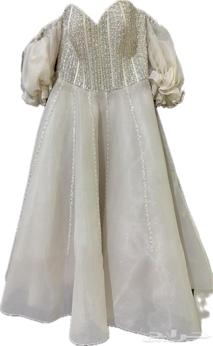 فستان سهره فخم واللون سكري المقاس اكس سمول والثاني مقاس لارج64588856246914112