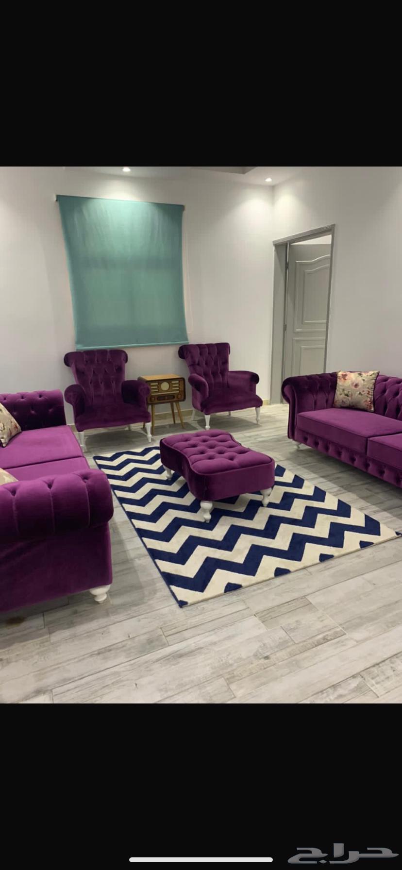 كنب مستخدم اربع سنوات مع طاوله راديو64596624657795110