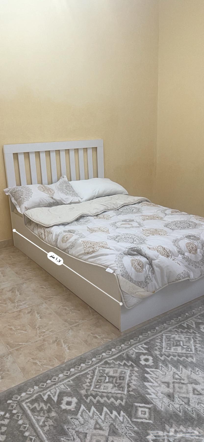 سرير نفر ونص مع المرتبه64596698530819110