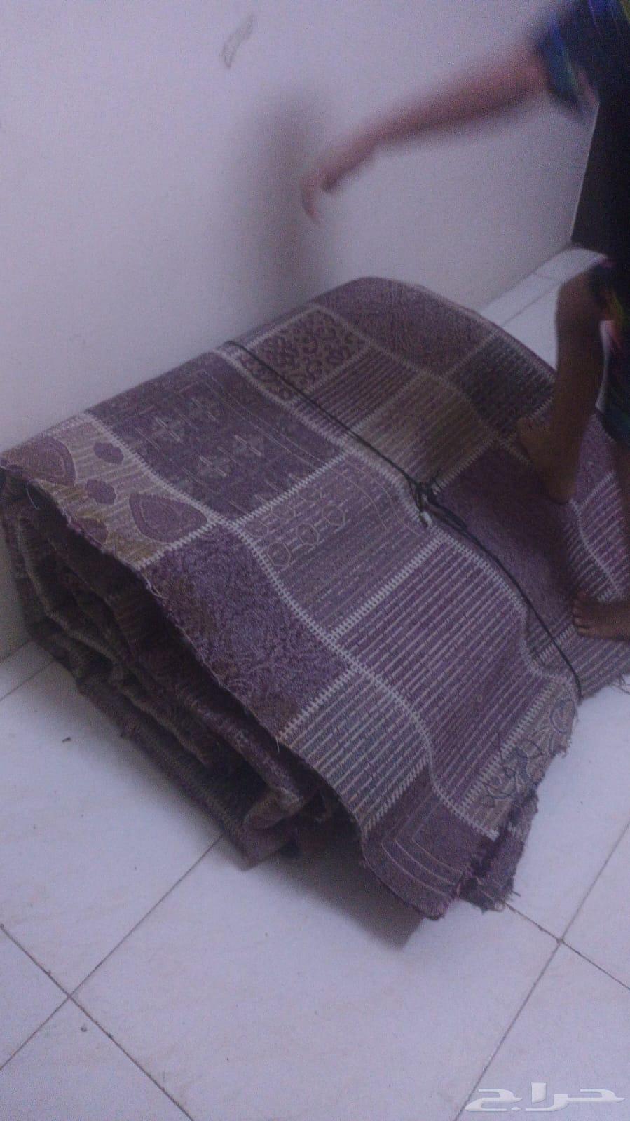 فرشة مستعمل نظيفة مرة 4  5 متر ب 100 ريال64596563216131113