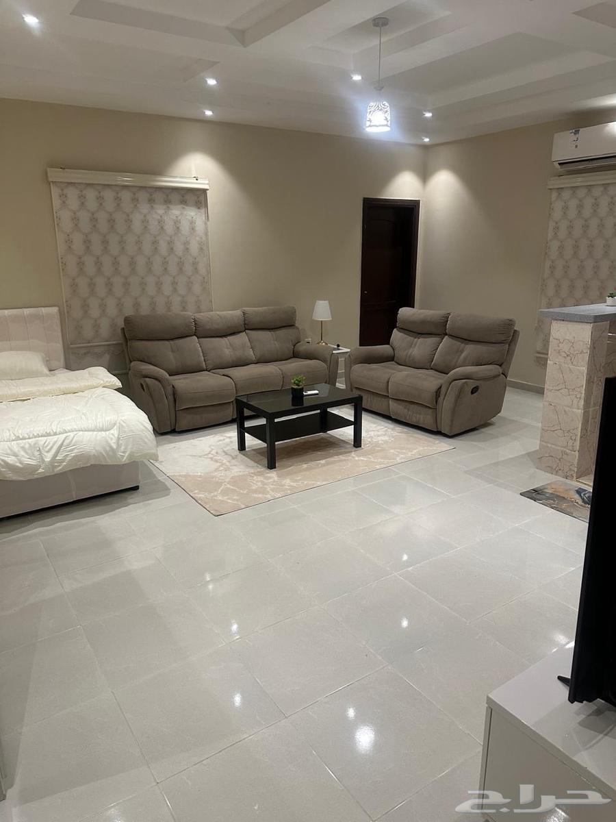 شقَّة صغيرة (استوديو) للإيجار