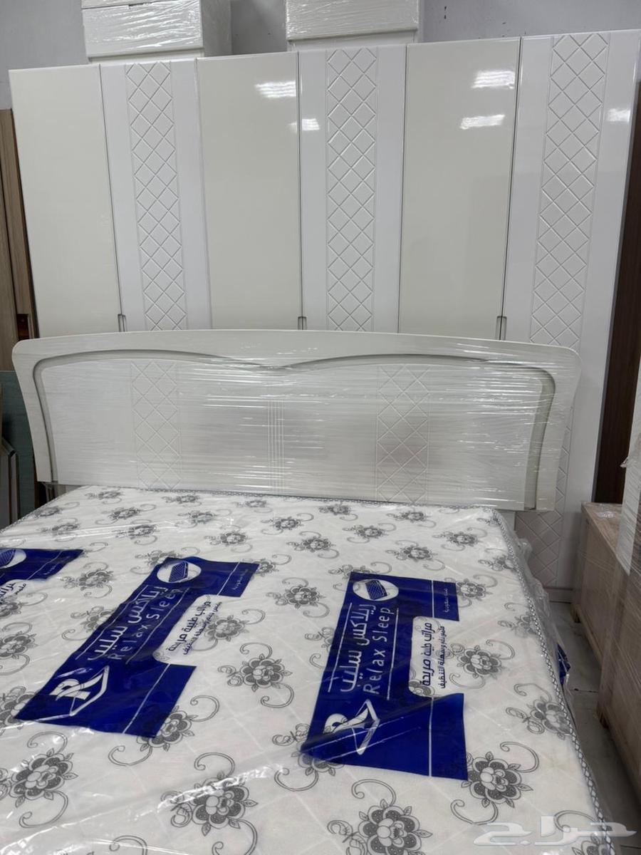 غرفة نوم مستعمل نظيف في دولاب ثمانية ضرب في ستة ضرب في سر64597397575297111