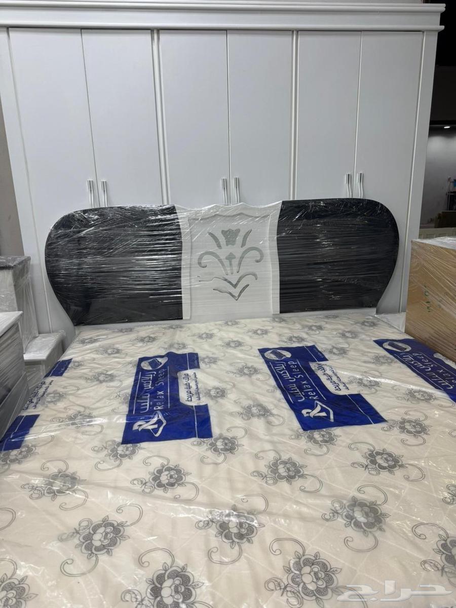 غرفة نوم مستعمل نظيف في دولاب ثمانية ضرب في ستة ضرب في سر64597397575297113