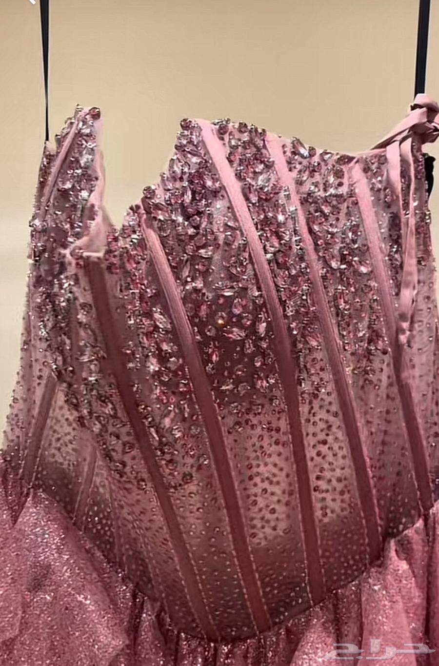 فستان وردي ترتر من بوتيك64597838625667110