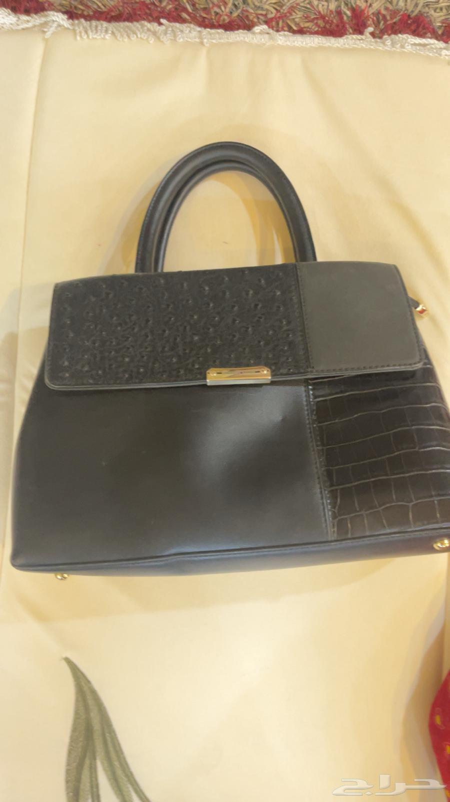 شنطتين شاريتهم من مصر بحالة جيدة ب 5064612276657282111