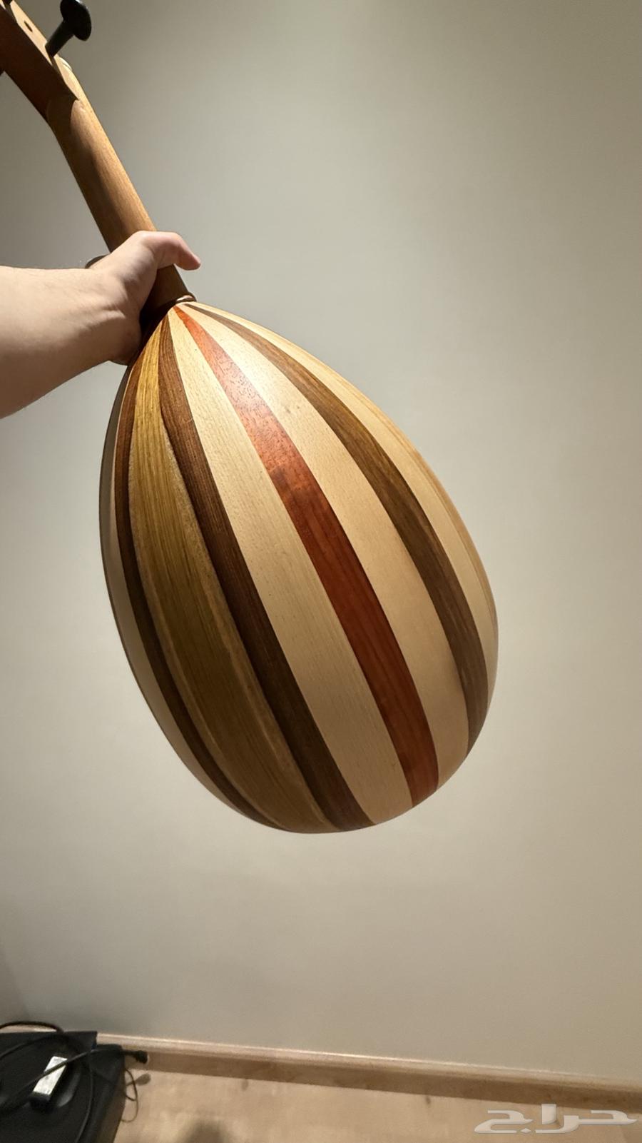 الة موسيقية عود بحريني 00164596723269251114