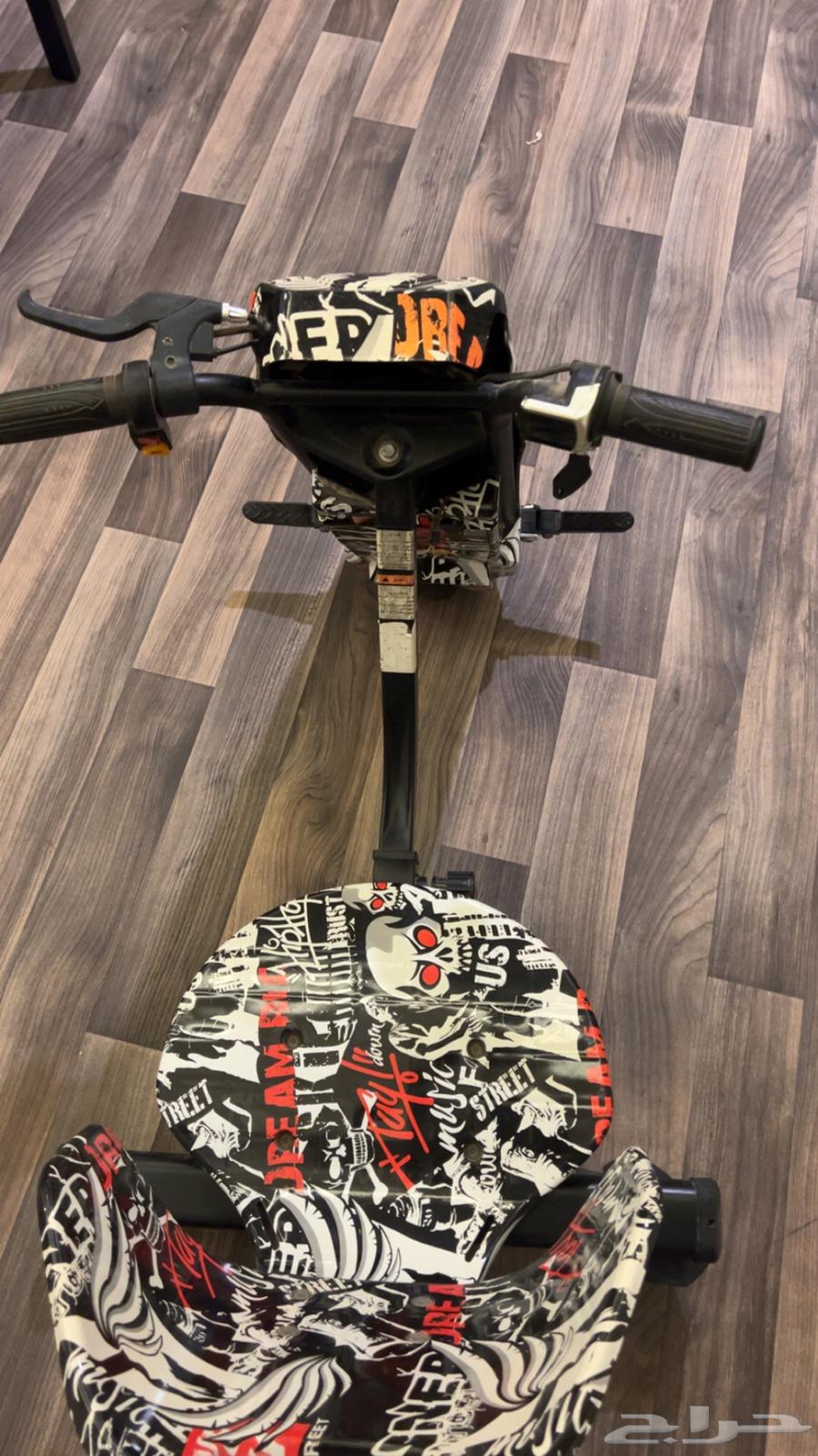 سكوتر موديل 2021 استعمال اقل من 5 اشهر وكان متروك الاسكوتر64611467622402111