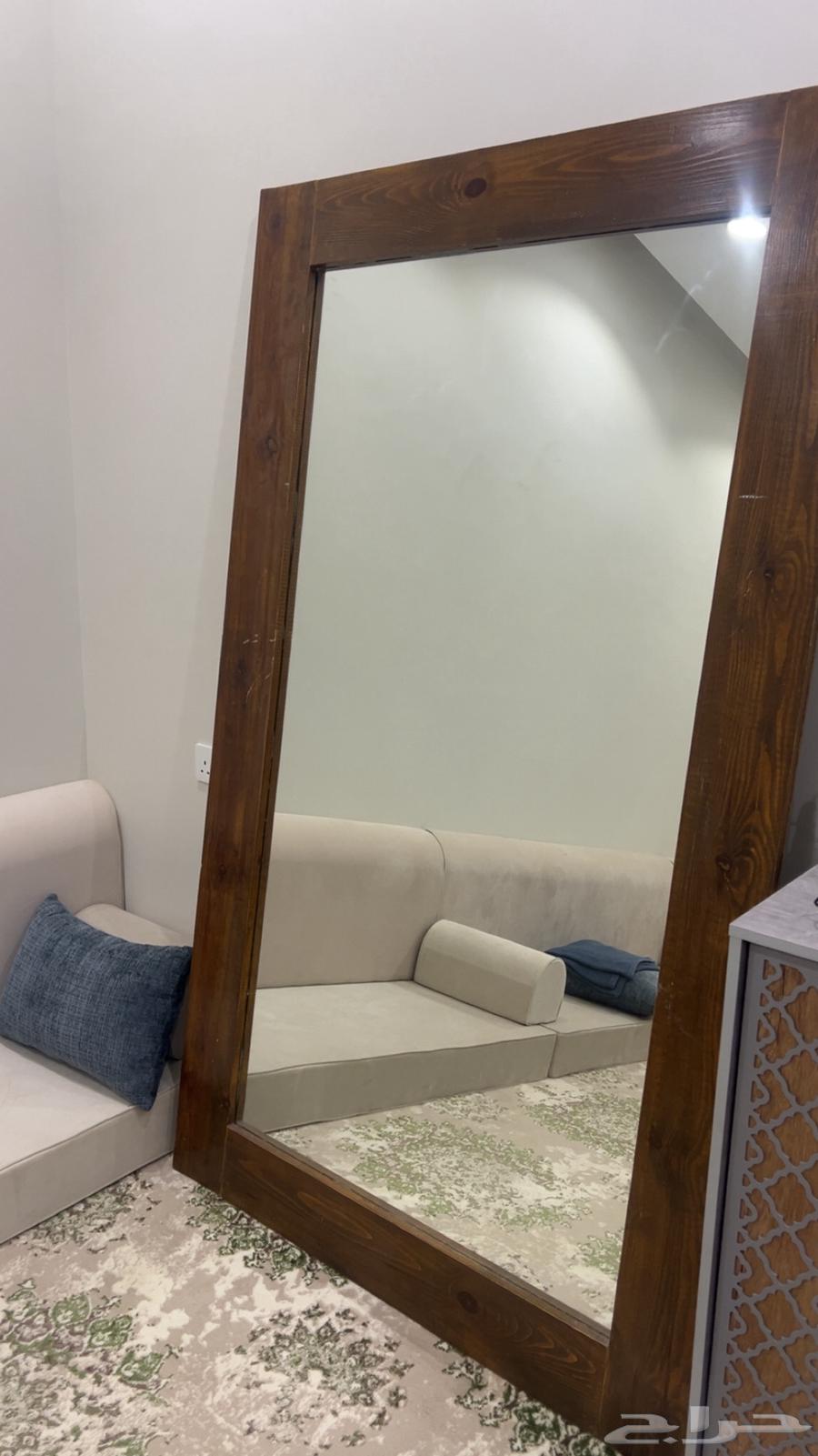 مرايه مترين في متر البيع على السوم64614397421057110