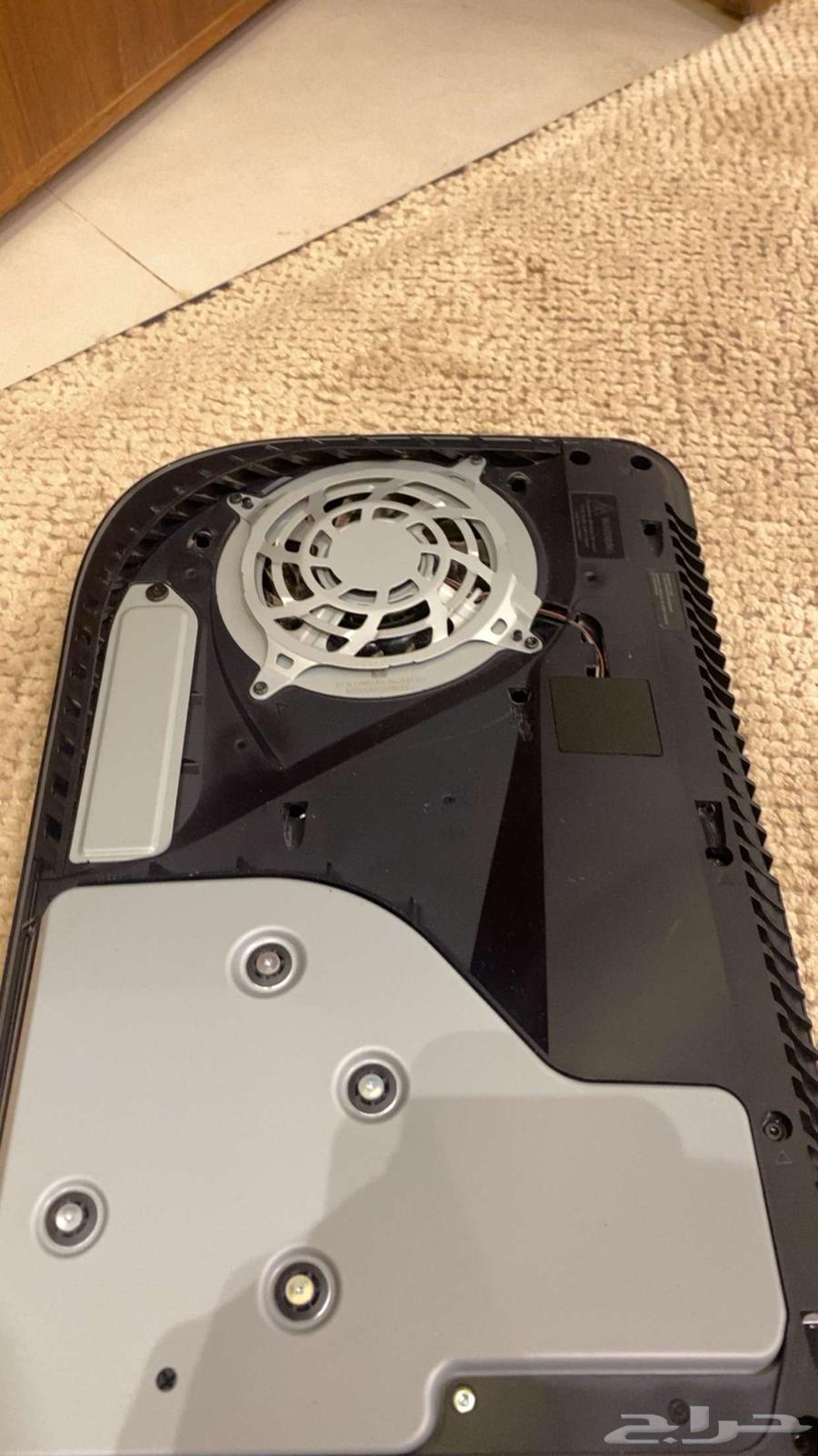 سوني فايف مستعمل سنتين مع يد الي مع السوني نضيف 564609473179905111