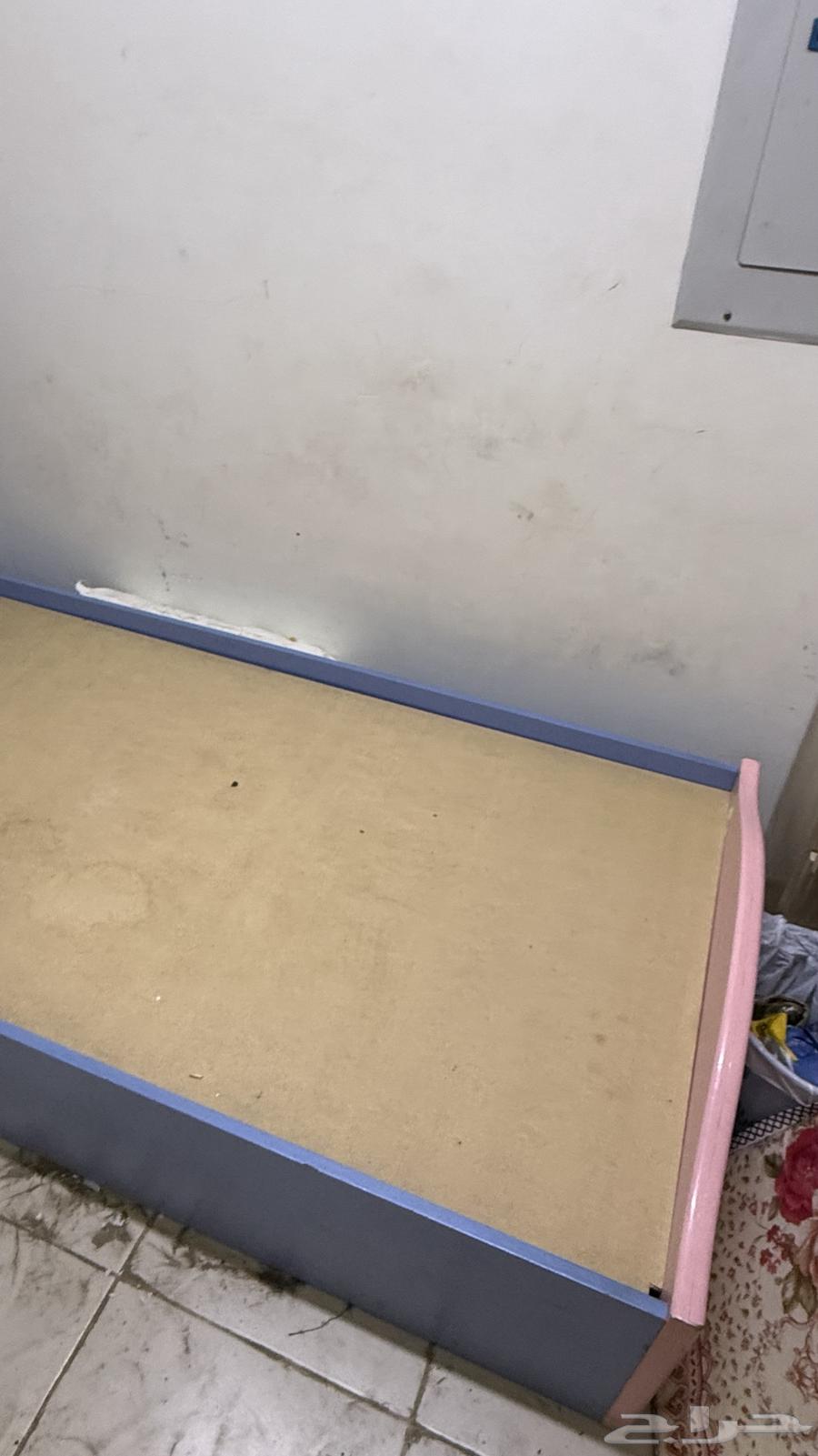 سرير خشب للبيع64612388288257111