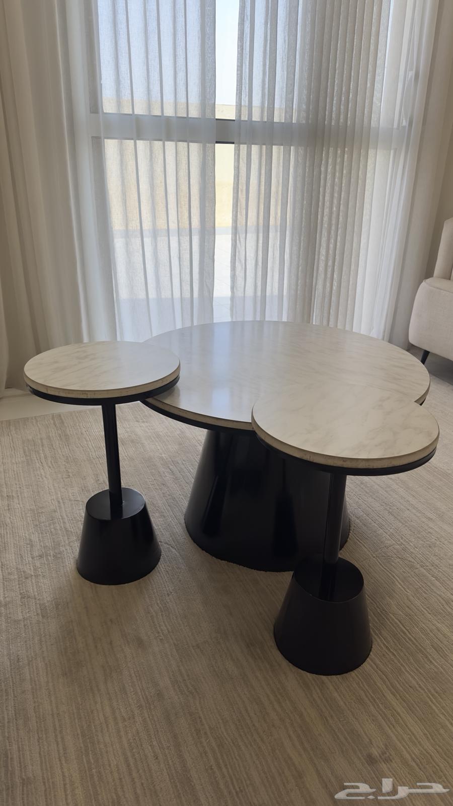 غرفه نوم وطاولات قهوة64611592932867112