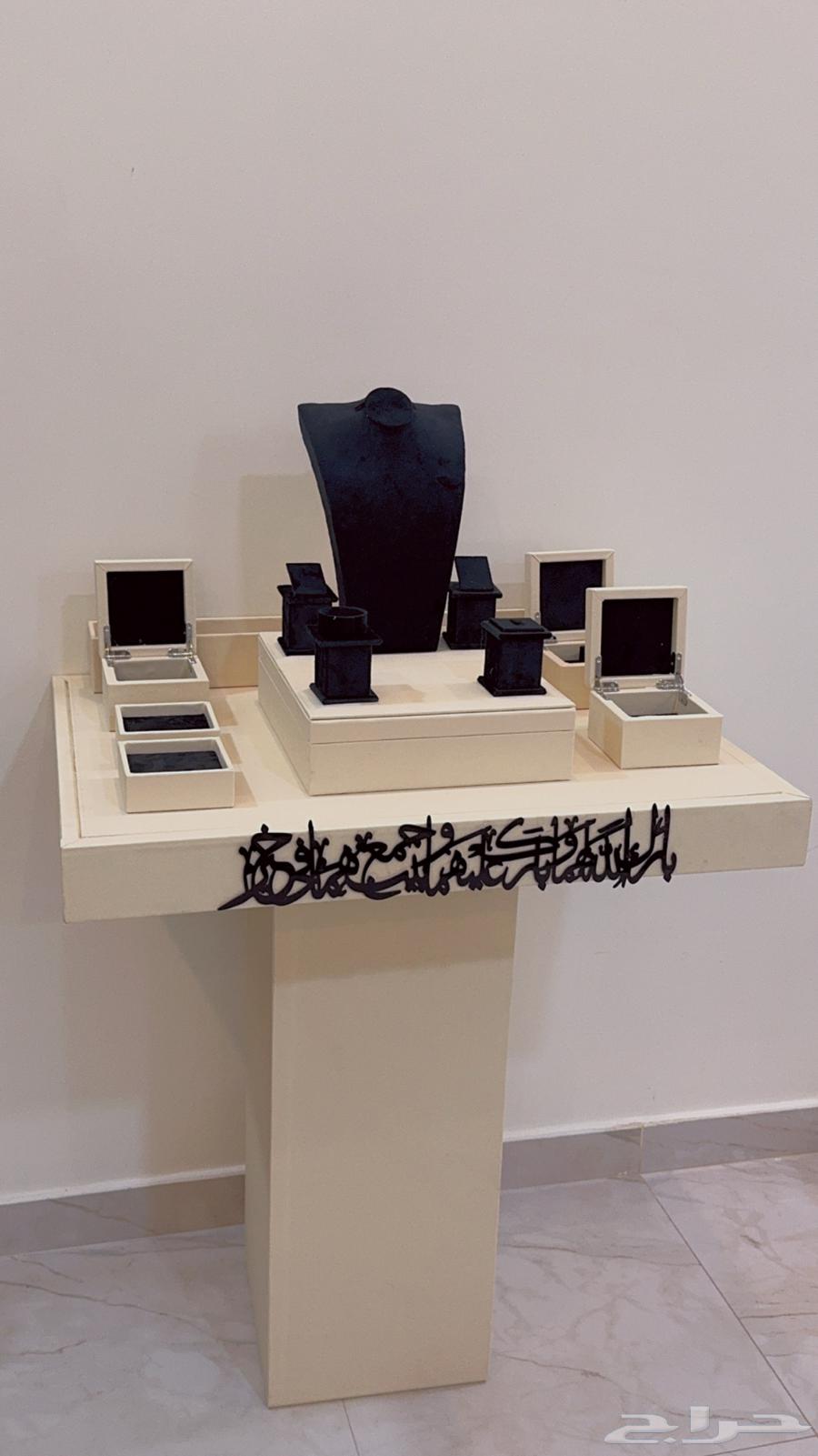 We have new, unused Mahr nets available for sale in large quantities64616103158273111