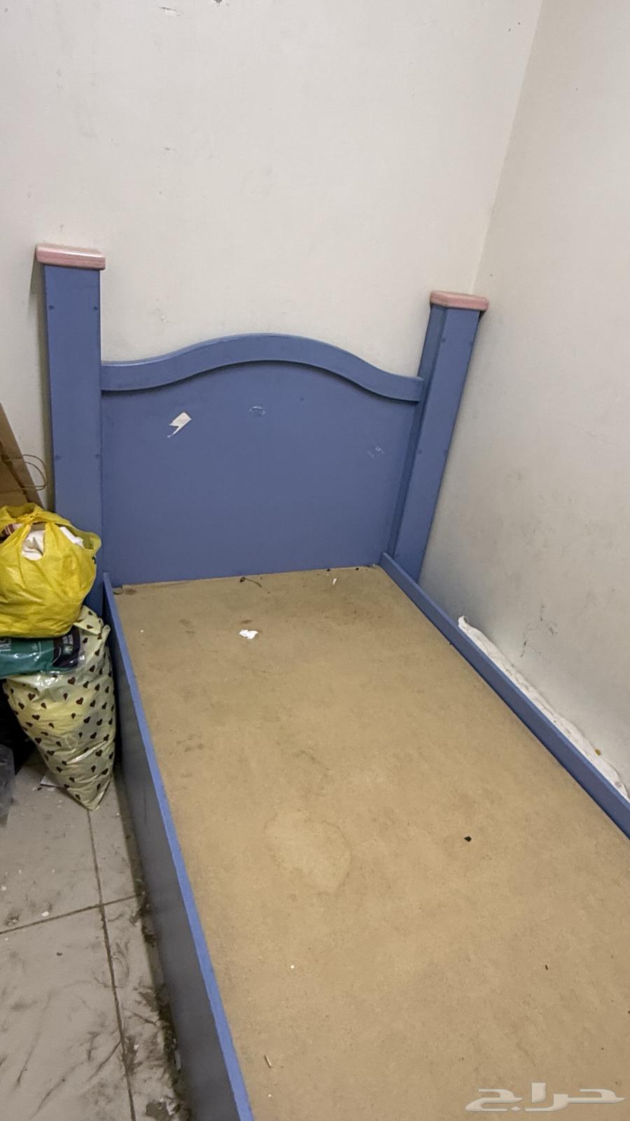 سرير خشب للبيع64612388288257110