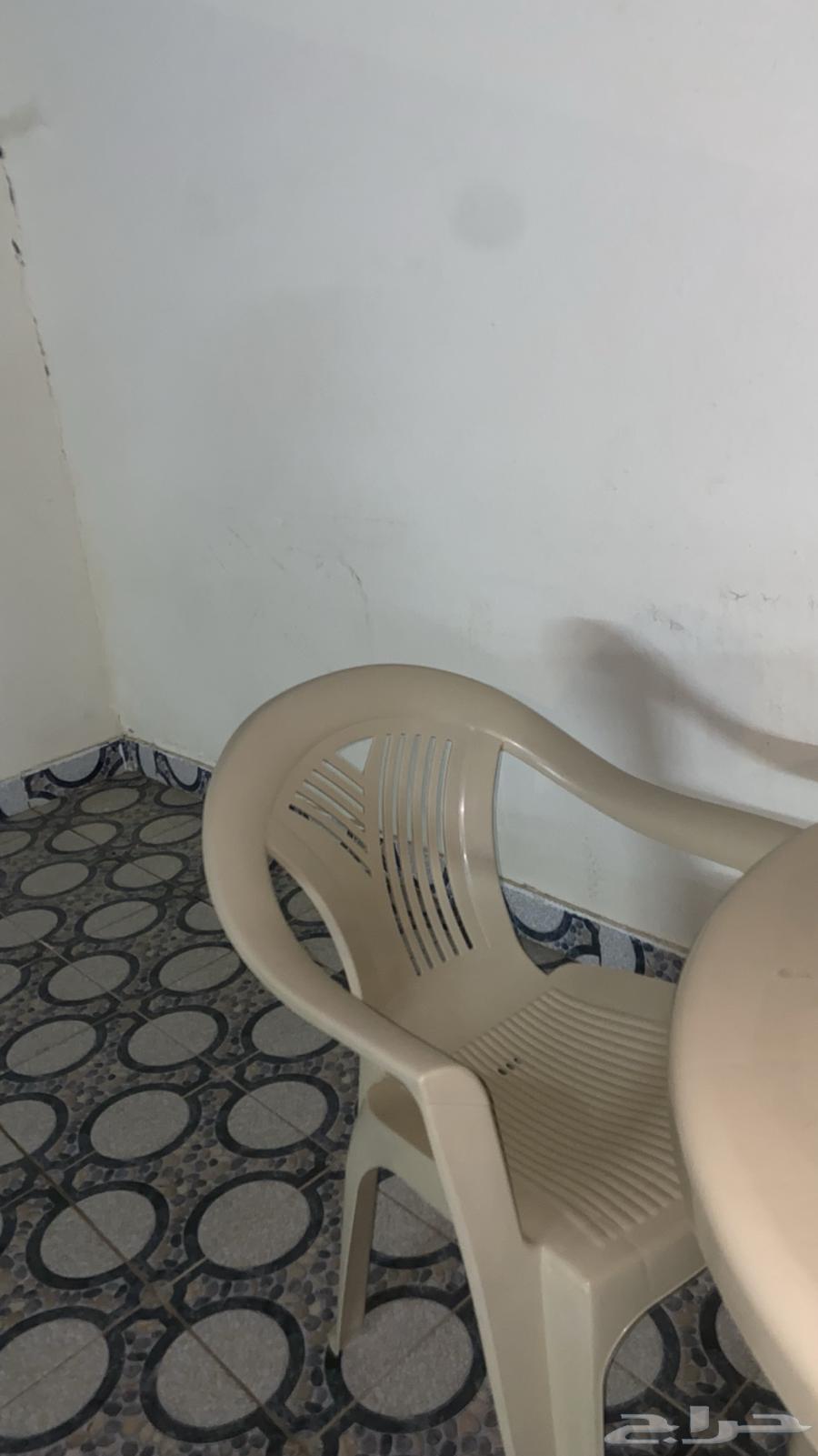 طولة وكرسيين للبيع64614497024897111