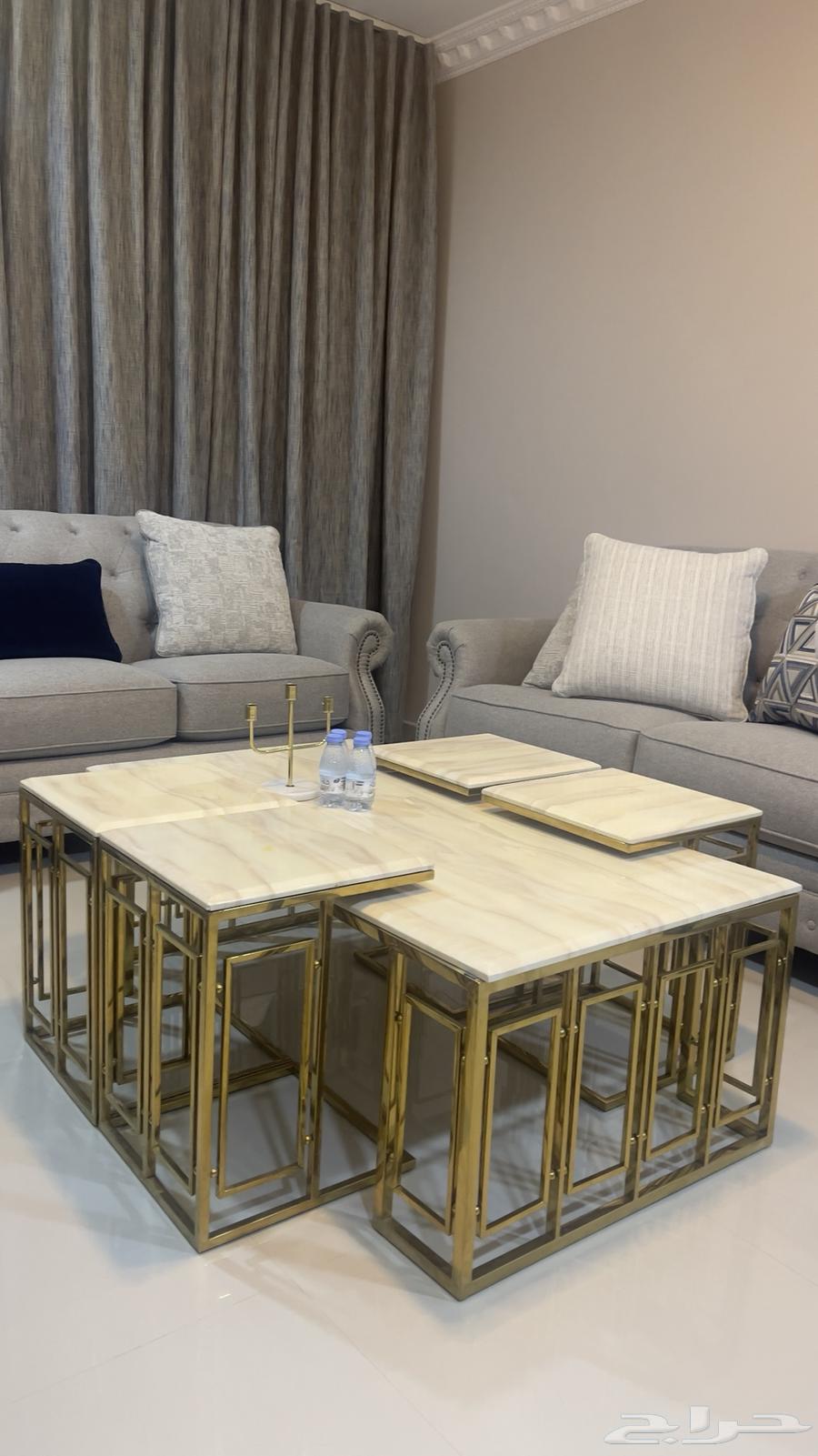 طاولة قهوة طقم من 5 قطع ذهبي و رخام64615349899777112