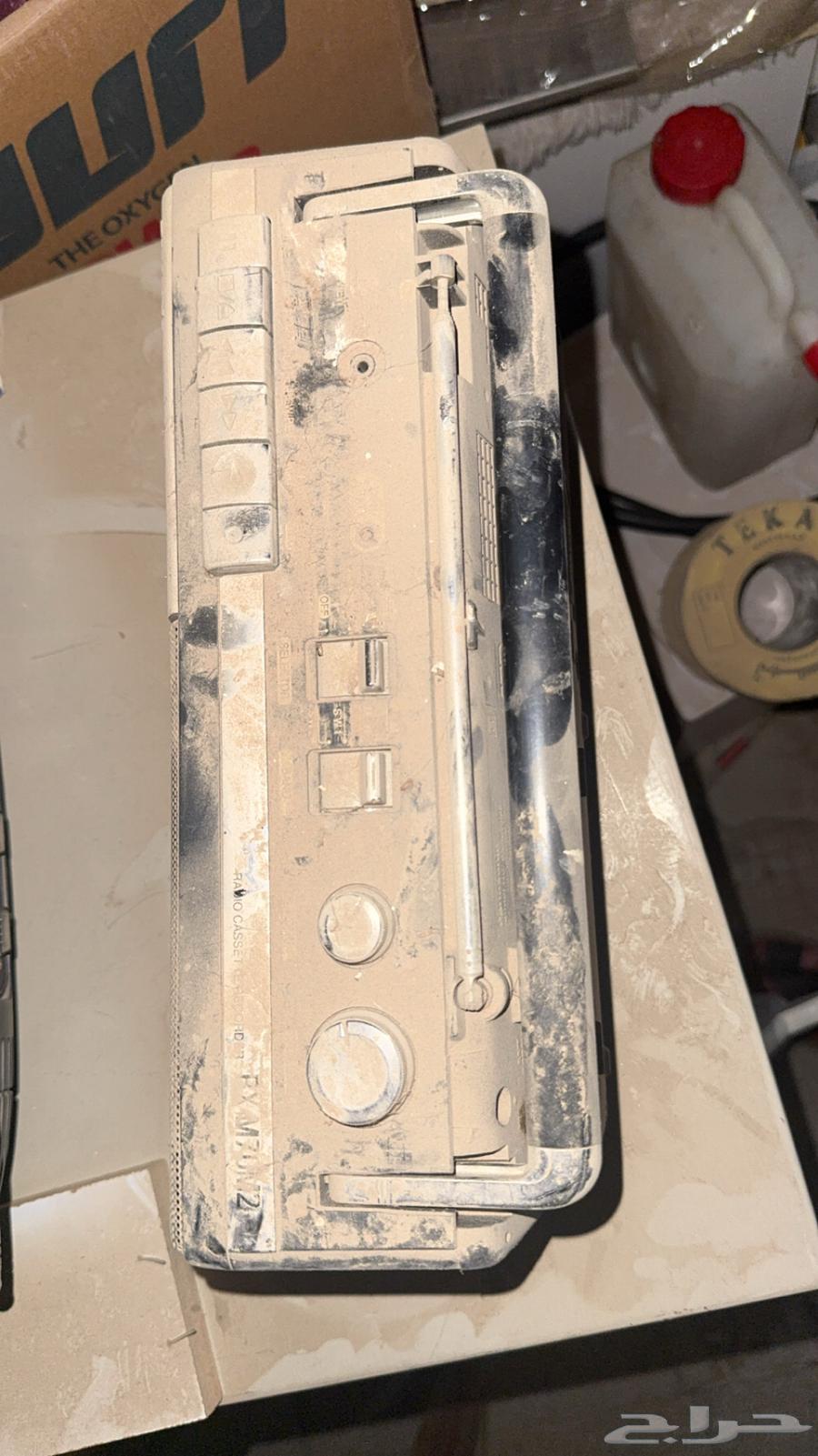 اثريات وقطع قديمة جدا مخزنة64609175766658114