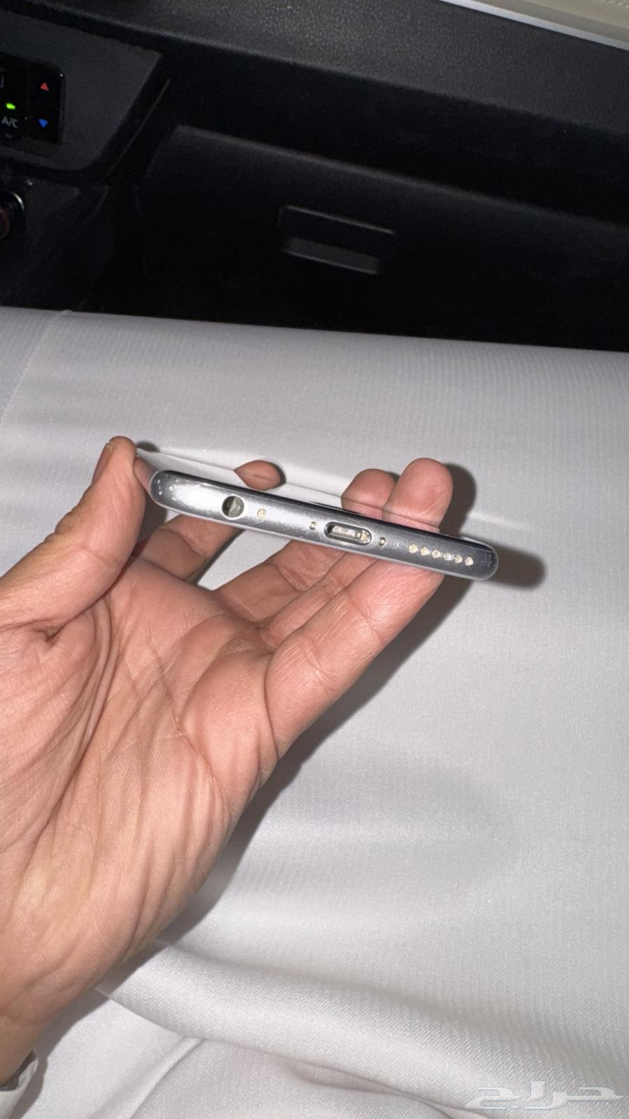 iPhone 664606910113411114