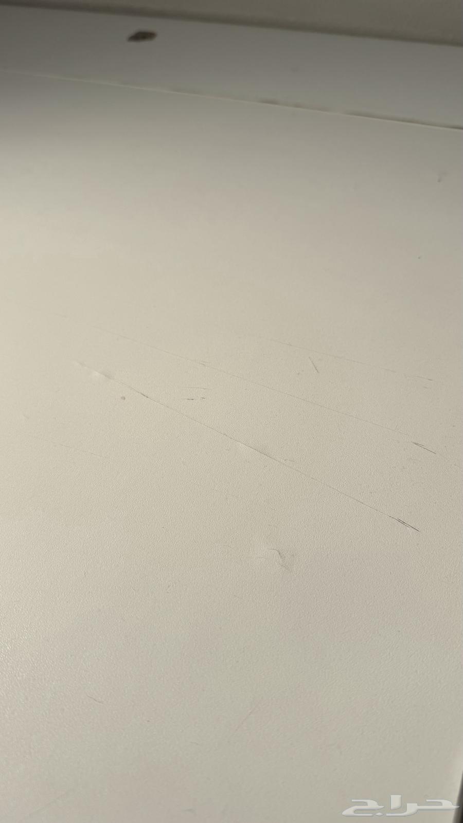 رف مكتبي من ايكيا64610480587649114