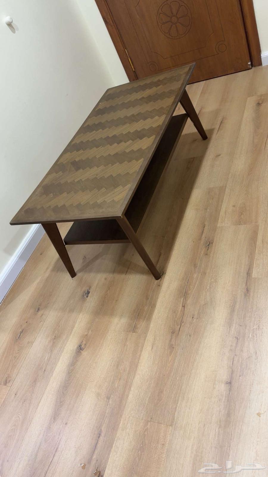 طاوله من هوم سنتر جديد64606098942977112