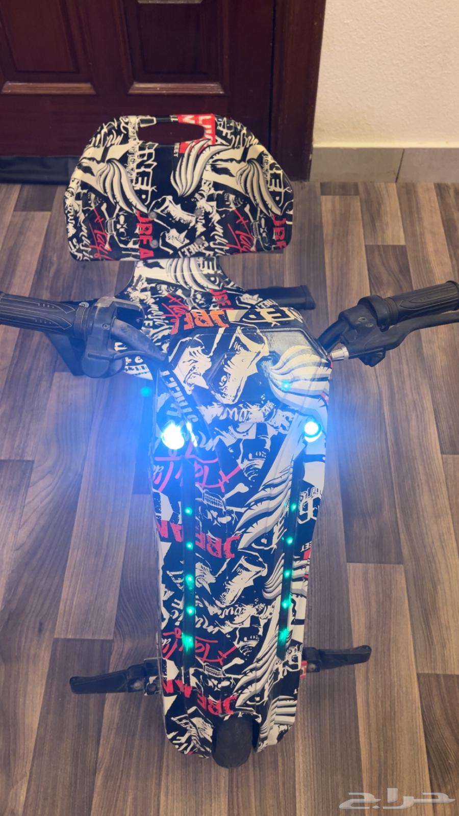 سكوتر موديل 2021 استعمال اقل من 5 اشهر وكان متروك الاسكوتر64611467622402110